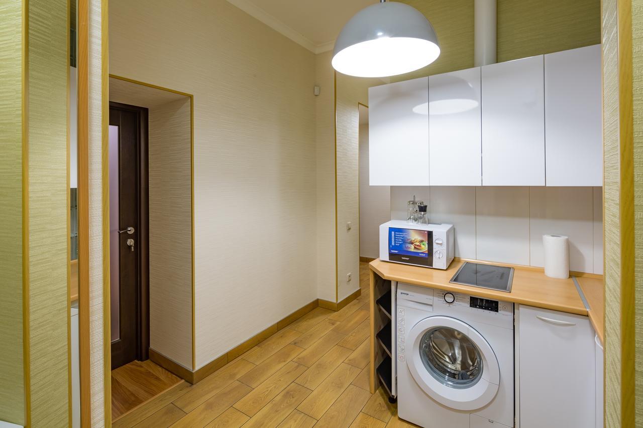 Apartment On Svobody Avenue 25 Λβιβ Εξωτερικό φωτογραφία