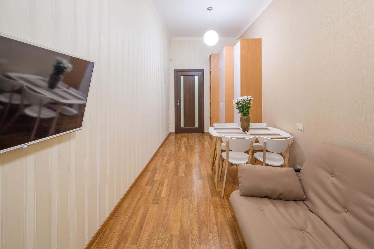 Apartment On Svobody Avenue 25 Λβιβ Εξωτερικό φωτογραφία