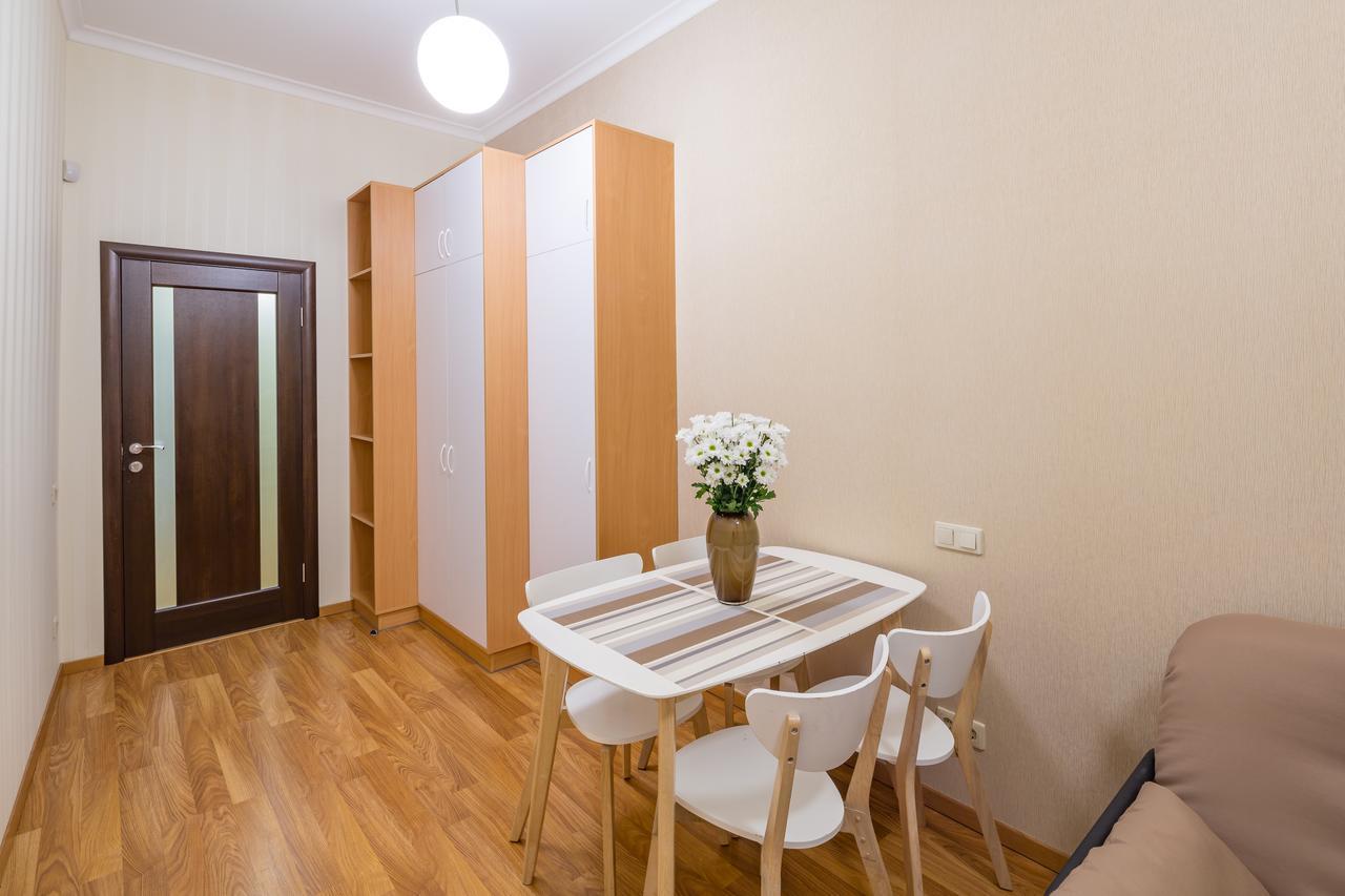 Apartment On Svobody Avenue 25 Λβιβ Εξωτερικό φωτογραφία